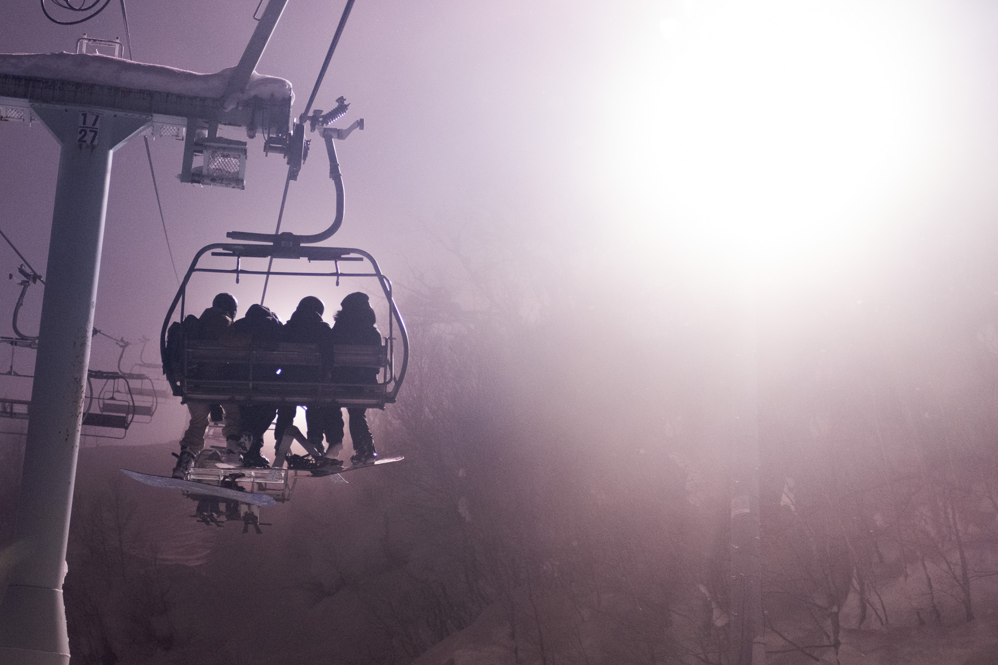 Experience Niseko Night Skiing: Powder, Lights, and Fresh Tracks